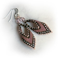 Mauve Pink Leaf Elegance Earrings