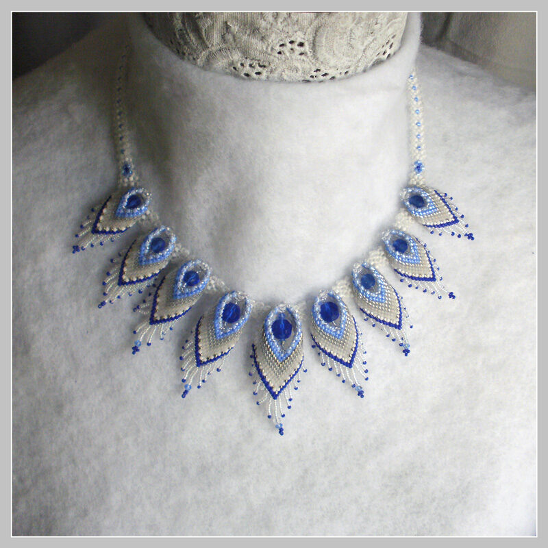 Blue and White Peacock Feathers 05f Blue and White Peacock Feathers Necklace