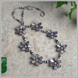 Natural Shell Daisy Flower Necklace