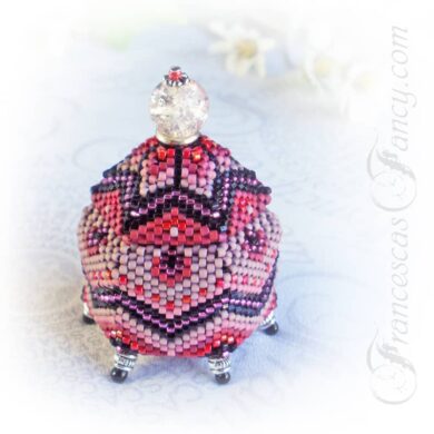 Beaded hexagon box in mulberry red and purple colors