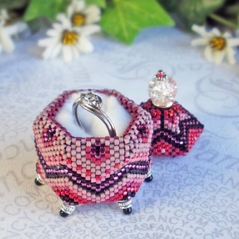 Beaded-Box-Hex-Mulberry-26fx Beaded hexagon box in mulberry red and purple colors