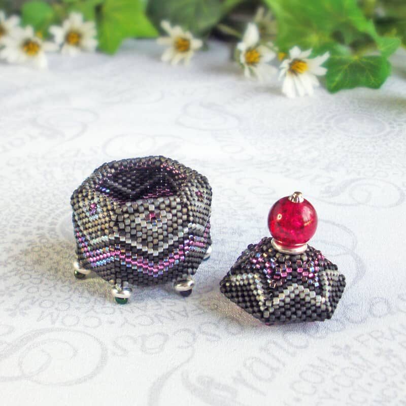 Bead-Box-Hex-Goth-Shadow-12fx Beaded Box Hexagon Gothic Shadow Black