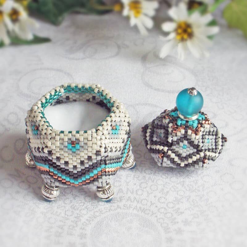 Beaded-Box-Hex-Misty-Teal-Gray-05fx Beaded hexagon box in misty grays with accents of teal blue.