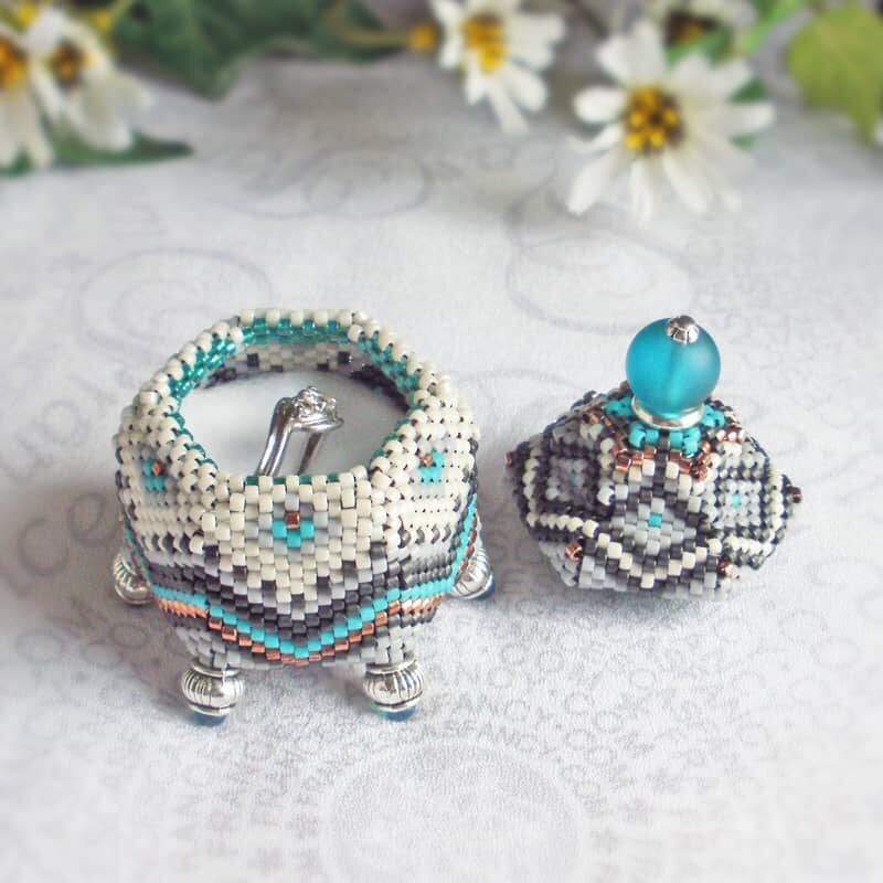 Beaded-Box-Hex-Misty-Teal-Gray-07fx Beaded hexagon box in misty grays with accents of teal blue.